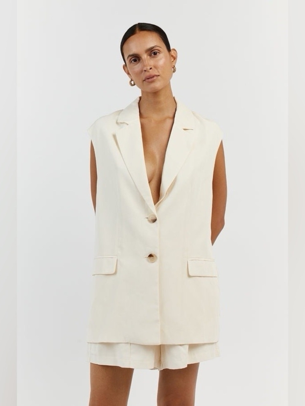 DISSH Cream Tailored Vest